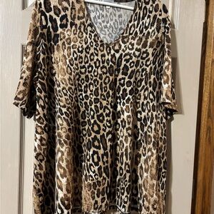 Avenue Animal Print V-Neck Short Sleeve Top
